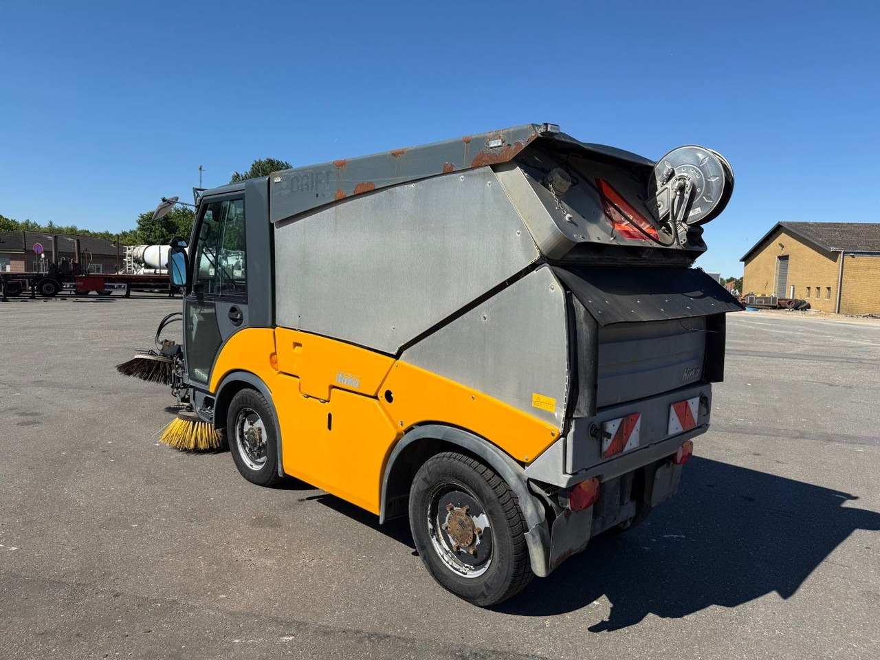 Hako Citymaster 2000 4x4 Euro 5 Kehrmaschine - Zametací vůz: obrázek 4 Hako Citymaster 2000 4x4 Euro 5 Kehrmaschine - Zametací vůz: obrázek 4