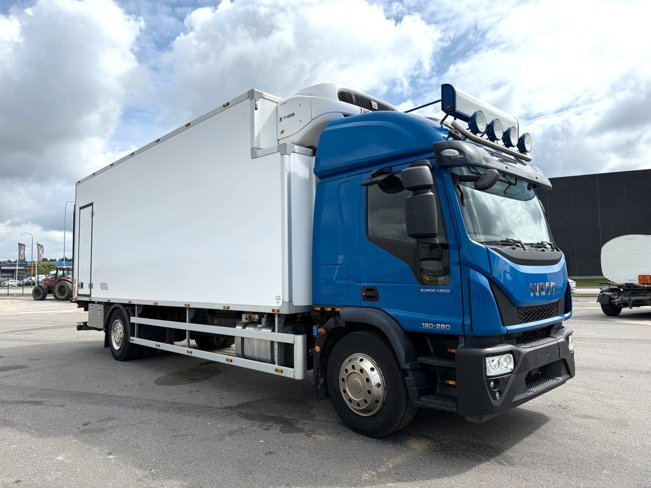 Iveco EuroCargo 180 E28 4x2 Thermo King T-1000R - Chladírenský nákladní automobil: obrázek 2 Iveco EuroCargo 180 E28 4x2 Thermo King T-1000R - Chladírenský nákladní automobil: obrázek 2