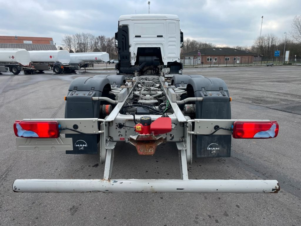 MAN TGS 26.440 6x2*4 ADR Fahrgestell Euro 6 MAN TGS 26.440 6x2*4 ADR Fahrgestell Euro 6 - Podvozek s kabinou: obrázek 5 MAN TGS 26.440 6x2*4 ADR Fahrgestell Euro 6 MAN TGS 26.440 6x2*4 ADR Fahrgestell Euro 6 - Podvozek s kabinou: obrázek 5