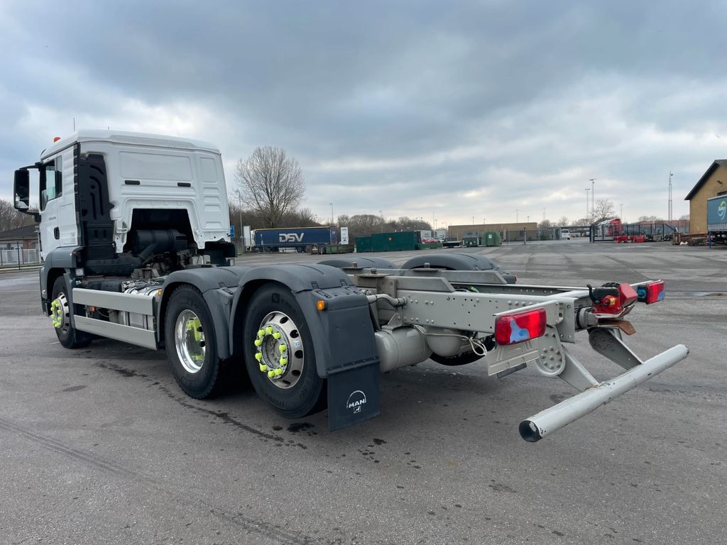 MAN TGS 26.440 6x2*4 ADR Fahrgestell Euro 6 MAN TGS 26.440 6x2*4 ADR Fahrgestell Euro 6 - Podvozek s kabinou: obrázek 4 MAN TGS 26.440 6x2*4 ADR Fahrgestell Euro 6 MAN TGS 26.440 6x2*4 ADR Fahrgestell Euro 6 - Podvozek s kabinou: obrázek 4