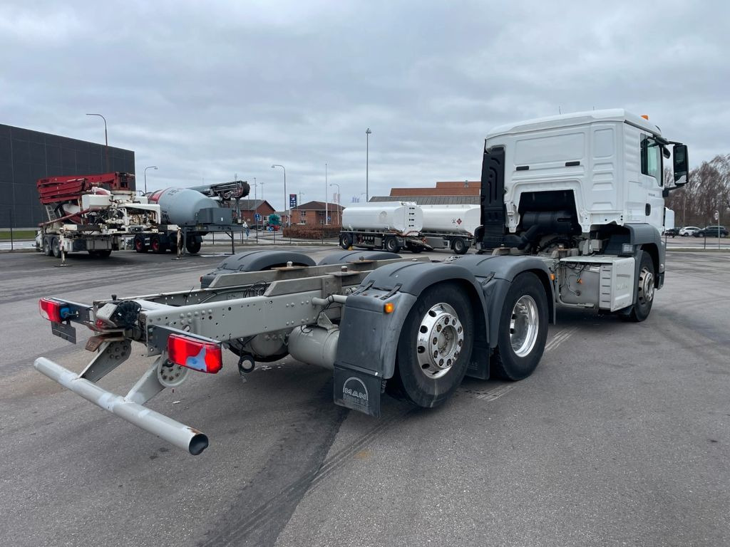 MAN TGS 26.440 6x2*4 Euro 6 Chassis ADR MAN TGS 26.440 6x2*4 Euro 6 Chassis ADR - Podvozek s kabinou: obrázek 3 MAN TGS 26.440 6x2*4 Euro 6 Chassis ADR MAN TGS 26.440 6x2*4 Euro 6 Chassis ADR - Podvozek s kabinou: obrázek 3