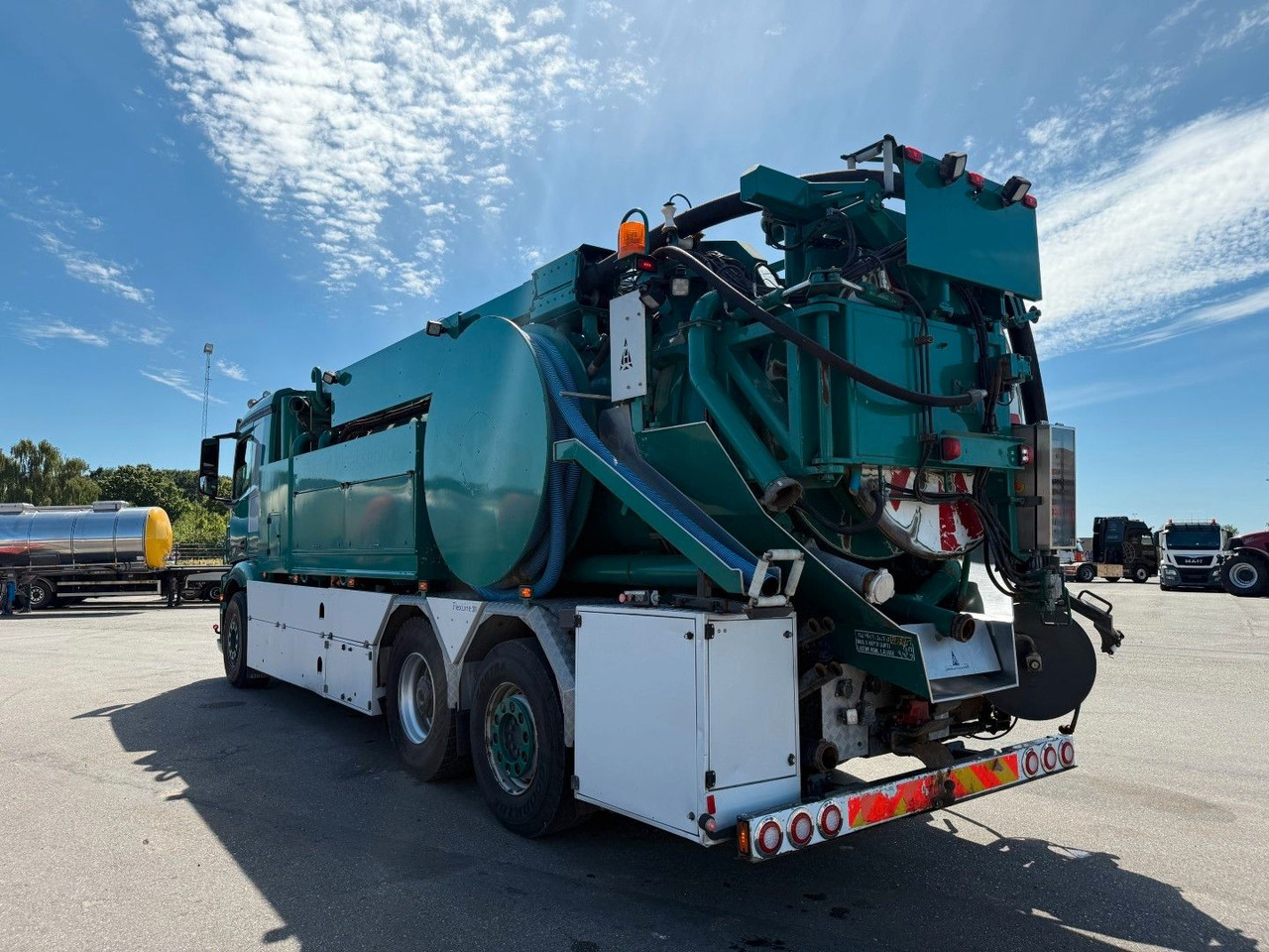 Mercedes-Benz Actros 2551 6x2*4 Hvidtved Larsen Flexline 311 - Čistič odpadových jam: obrázek 4 Mercedes-Benz Actros 2551 6x2*4 Hvidtved Larsen Flexline 311 - Čistič odpadových jam: obrázek 4
