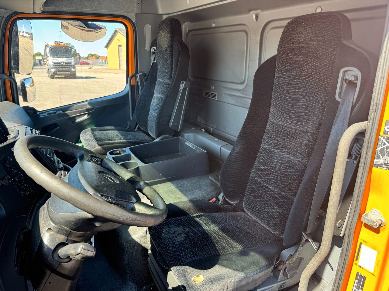 Mercedes-Benz Atego 1223 4x2 Euro 6 Hvidtved Cityflex 204 - Čistič odpadových jam: obrázek 5 Mercedes-Benz Atego 1223 4x2 Euro 6 Hvidtved Cityflex 204 - Čistič odpadových jam: obrázek 5