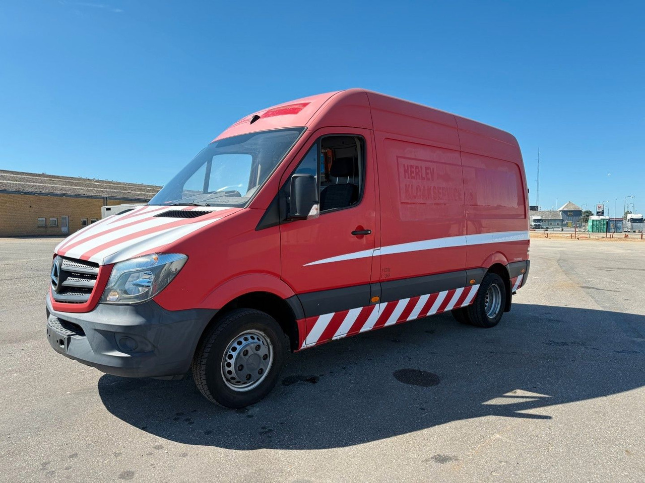Mercedes-Benz Sprinter 516 CDI Rioned High Pressure - Čistič odpadových jam: obrázek 2 Mercedes-Benz Sprinter 516 CDI Rioned High Pressure - Čistič odpadových jam: obrázek 2