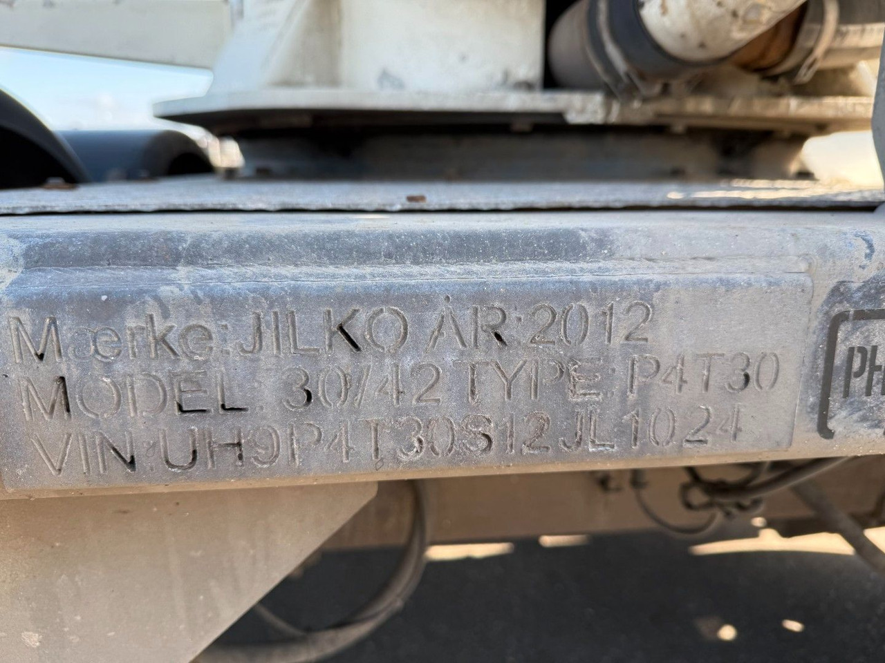 Cisternový přívěs P4T30 4 axle 42 m3 Alu Silo tank: obrázek 15