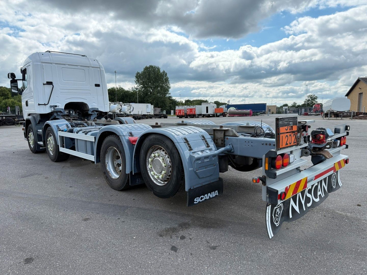 Scania G450 8x2*6 ADR Chassis / Fahrgestell / Euro 6 - Podvozek s kabinou: obrázek 4 Scania G450 8x2*6 ADR Chassis / Fahrgestell / Euro 6 - Podvozek s kabinou: obrázek 4