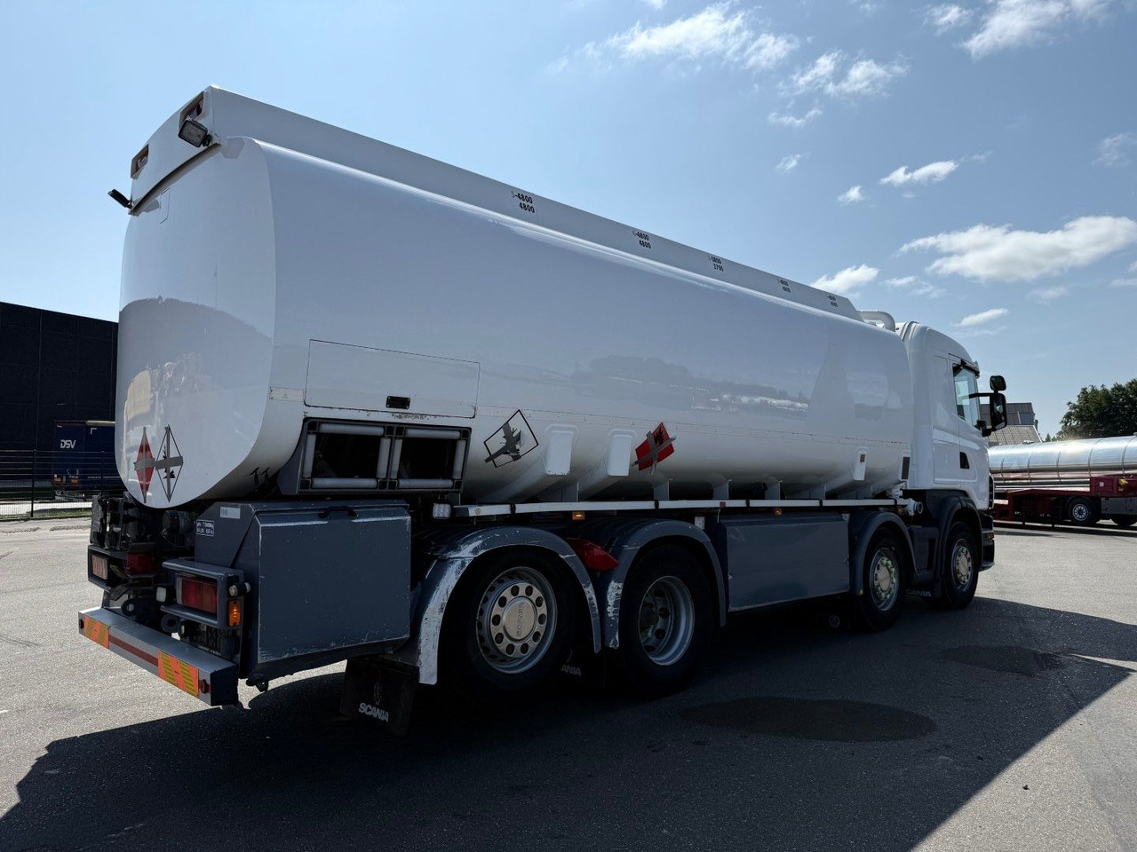 Scania G480 8x2*6 24.000 L / 5 compartments / ADR Tank - Cisternové vozidlo: obrázek 3 Scania G480 8x2*6 24.000 L / 5 compartments / ADR Tank - Cisternové vozidlo: obrázek 3