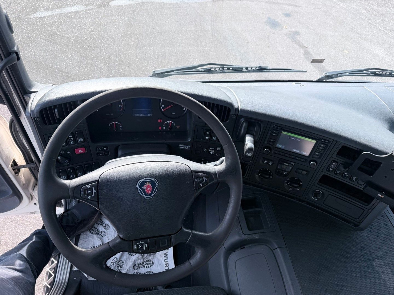 Scania P320 6x2*4 Carrier Supra 1250 Mt 9.80 m Kühl - Chladírenský nákladní automobil: obrázek 5 Scania P320 6x2*4 Carrier Supra 1250 Mt 9.80 m Kühl - Chladírenský nákladní automobil: obrázek 5