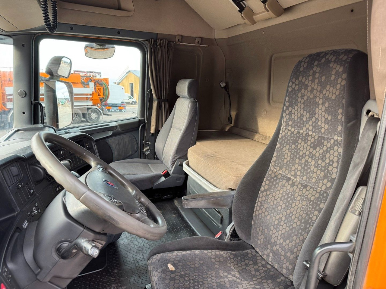 Scania R450 4x2 Euro 6 Disab Centurion LN20 Sauglader - Čistič odpadových jam: obrázek 5 Scania R450 4x2 Euro 6 Disab Centurion LN20 Sauglader - Čistič odpadových jam: obrázek 5