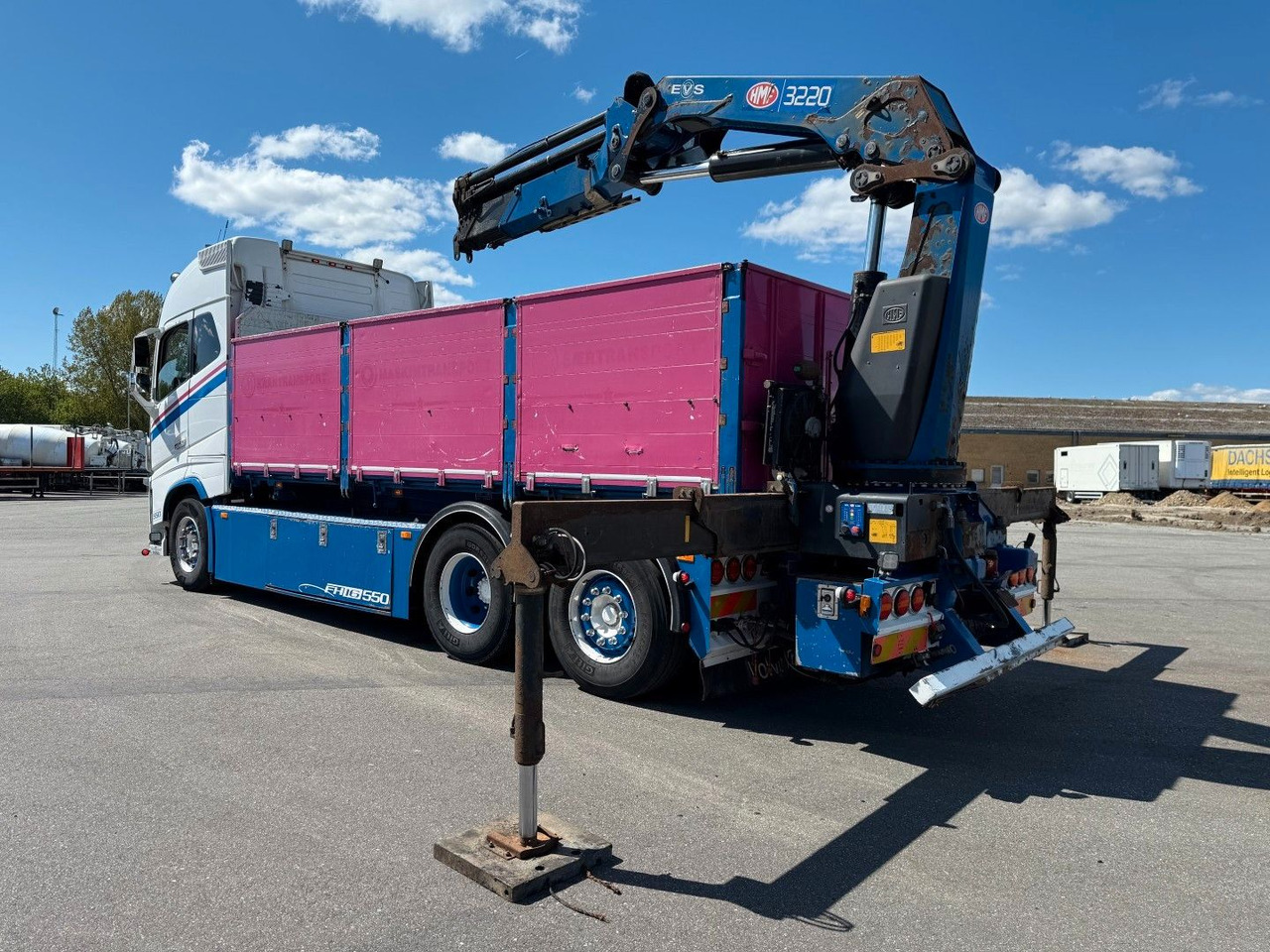 Volvo FH 16.550 6x24 / Crane HMF 3220K4 Euro 6 - Auto s hydraulickou rukou: obrázek 5 Volvo FH 16.550 6x24 / Crane HMF 3220K4 Euro 6 - Auto s hydraulickou rukou: obrázek 5