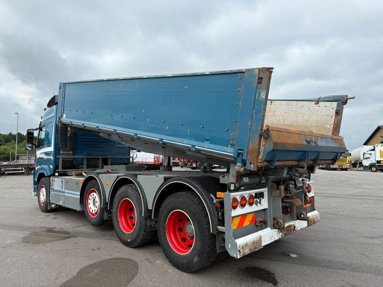 Volvo FM 500 8x4 Pushertridem 3 Way Tipper / Kipper - Sklápěč: obrázek 4 Volvo FM 500 8x4 Pushertridem 3 Way Tipper / Kipper - Sklápěč: obrázek 4
