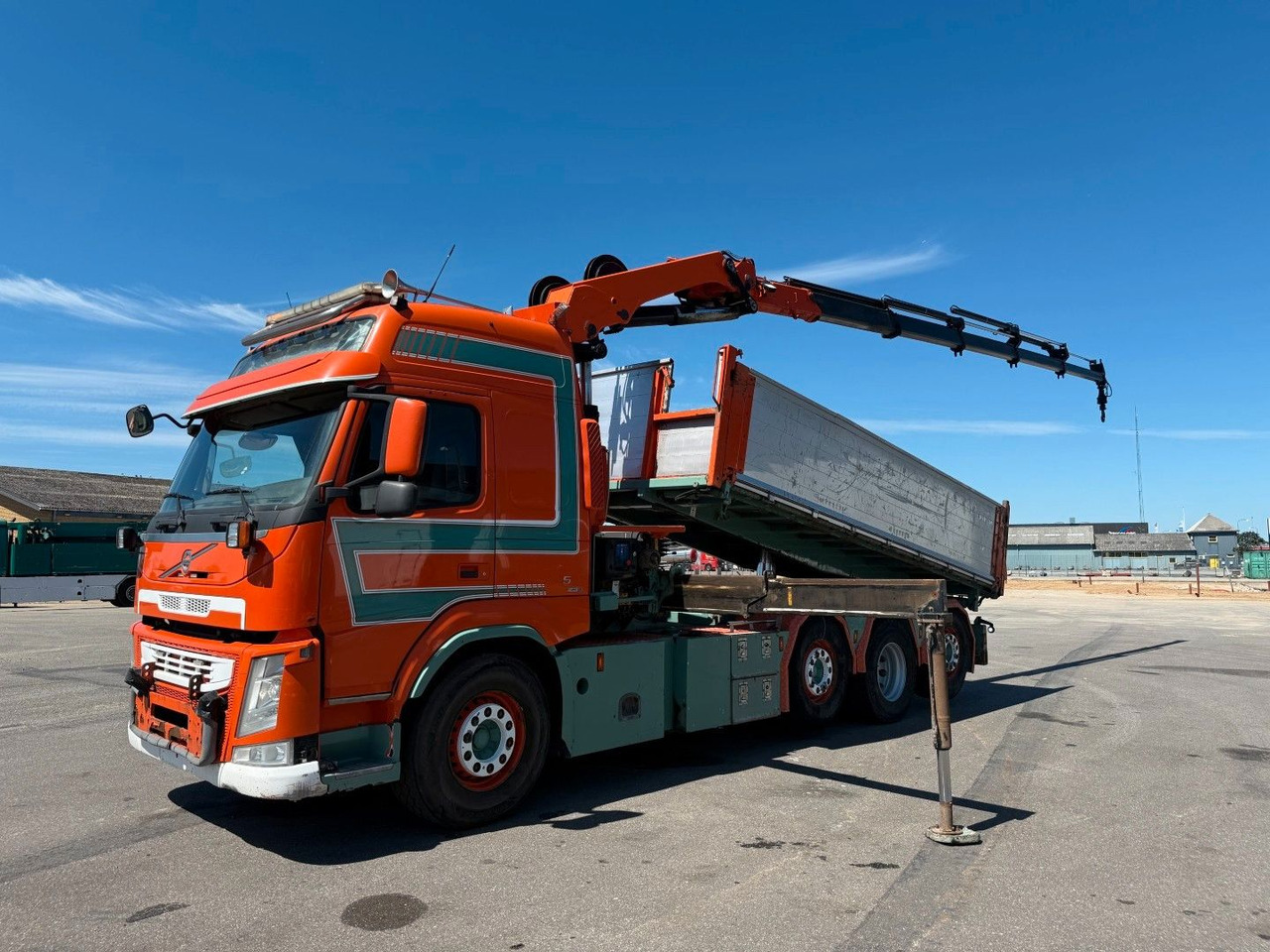 Volvo FM500 8x2*6 Crane HMF 2620 K5 Pendel Tipper - Auto s hydraulickou rukou: obrázek 1 Volvo FM500 8x2*6 Crane HMF 2620 K5 Pendel Tipper - Auto s hydraulickou rukou: obrázek 1