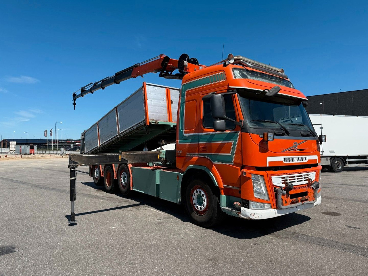 Volvo FM500 8x2*6 Crane HMF 2620 K5 Pendel Tipper - Auto s hydraulickou rukou: obrázek 2 Volvo FM500 8x2*6 Crane HMF 2620 K5 Pendel Tipper - Auto s hydraulickou rukou: obrázek 2