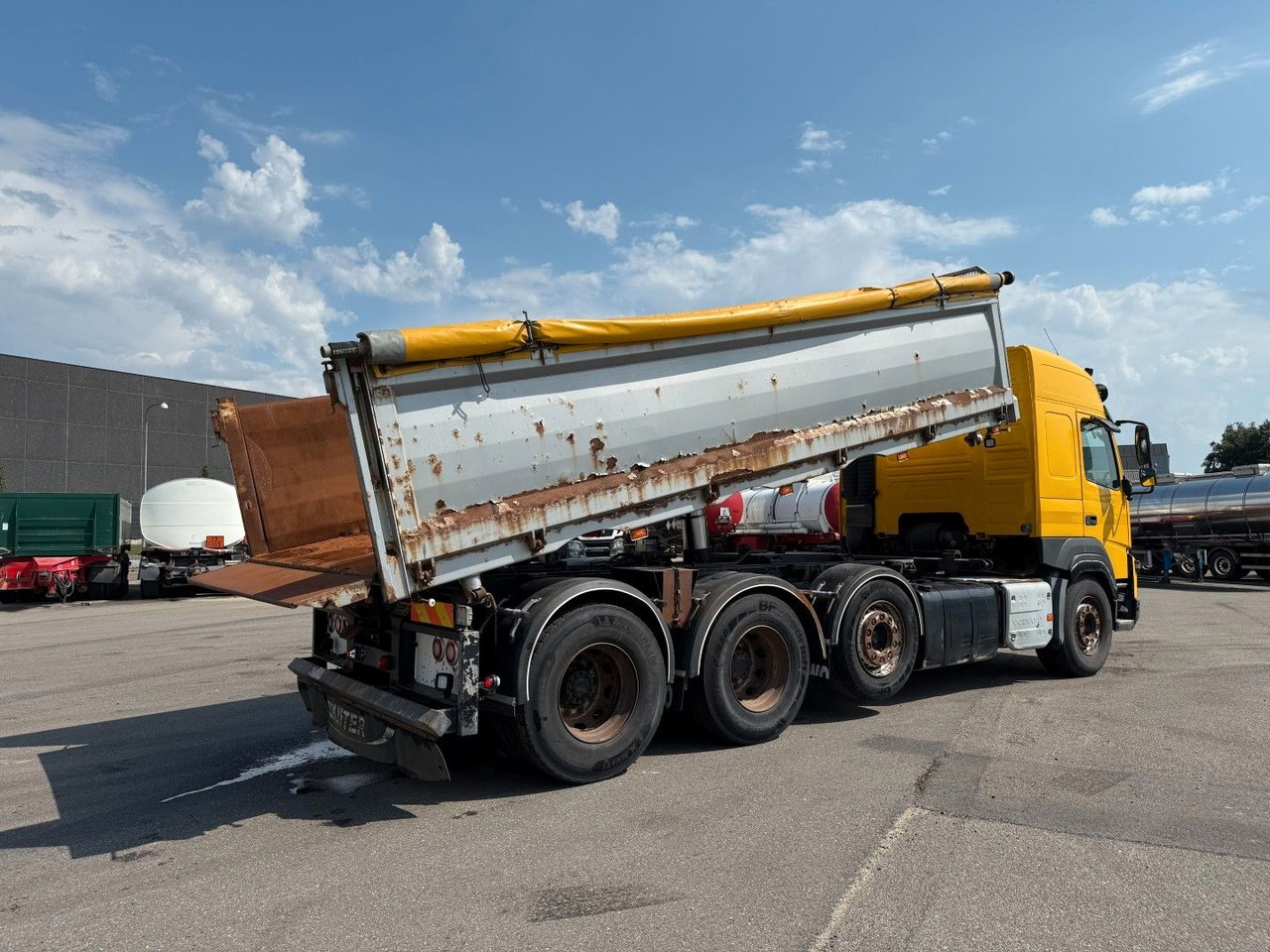 Volvo FMX500 8x4/4 Steel tipper Volvo FMX500 8x4/4 Steel tipper / Kipper - Sklápěč: obrázek 3 Volvo FMX500 8x4/4 Steel tipper Volvo FMX500 8x4/4 Steel tipper / Kipper - Sklápěč: obrázek 3