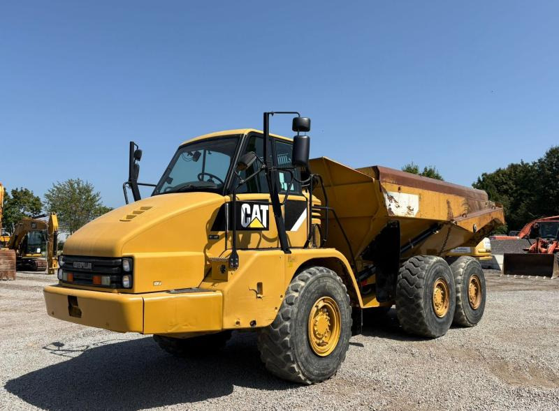 Caterpillar 730 - Kloubový sklápěč: obrázek 2 Caterpillar 730 - Kloubový sklápěč: obrázek 2