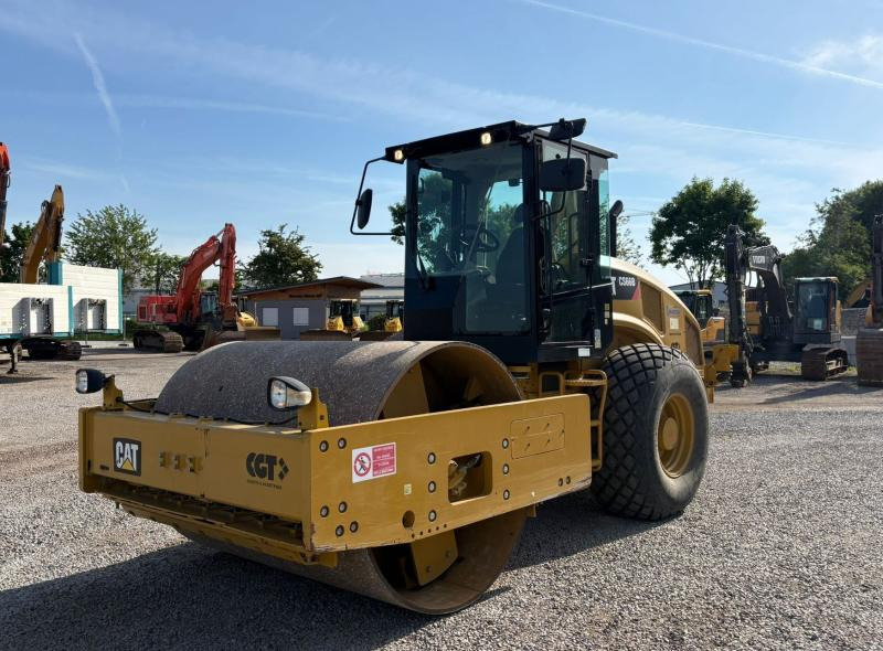Caterpillar CS66B - Kompaktor: obrázek 2 Caterpillar CS66B - Kompaktor: obrázek 2