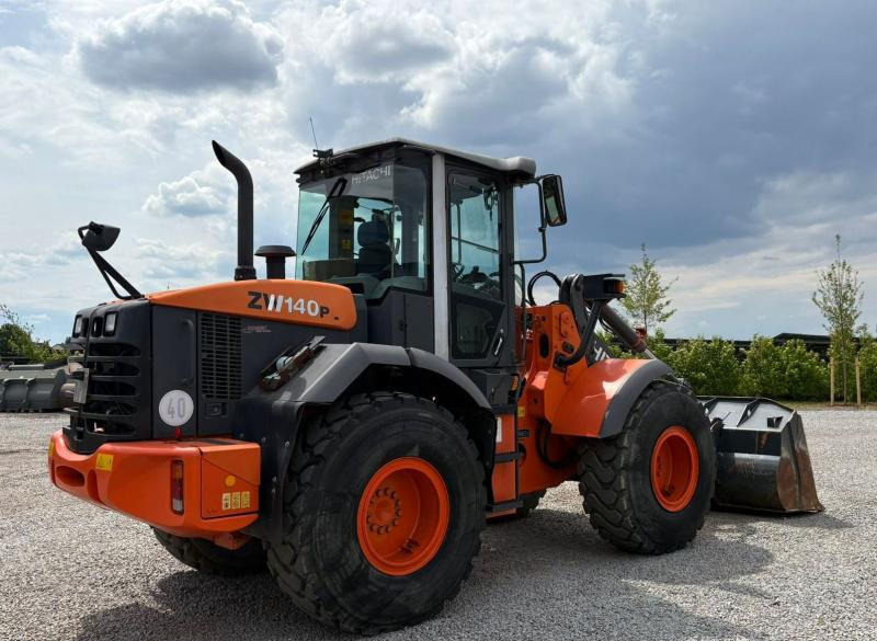 Hitachi ZW140 - Kolový nakladač: obrázek 4 Hitachi ZW140 - Kolový nakladač: obrázek 4