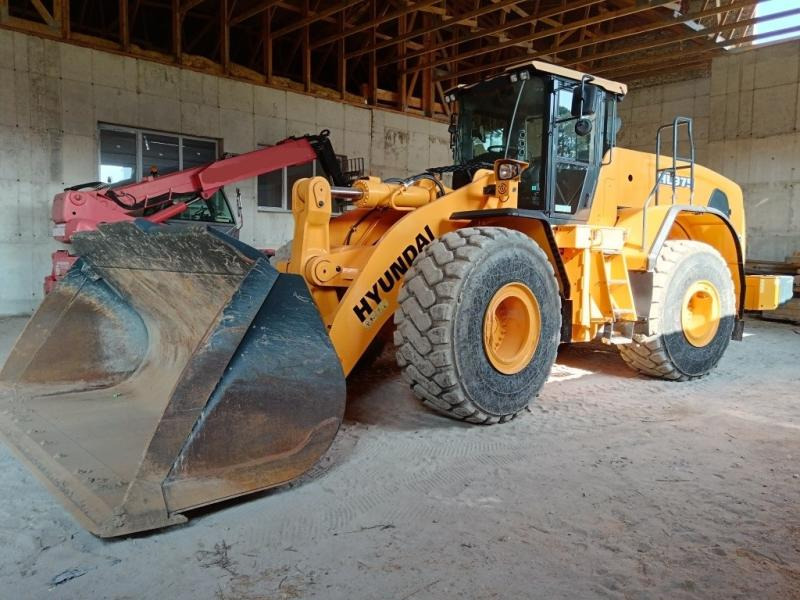 Hyundai HL975 - Kolový nakladač: obrázek 2 Hyundai HL975 - Kolový nakladač: obrázek 2