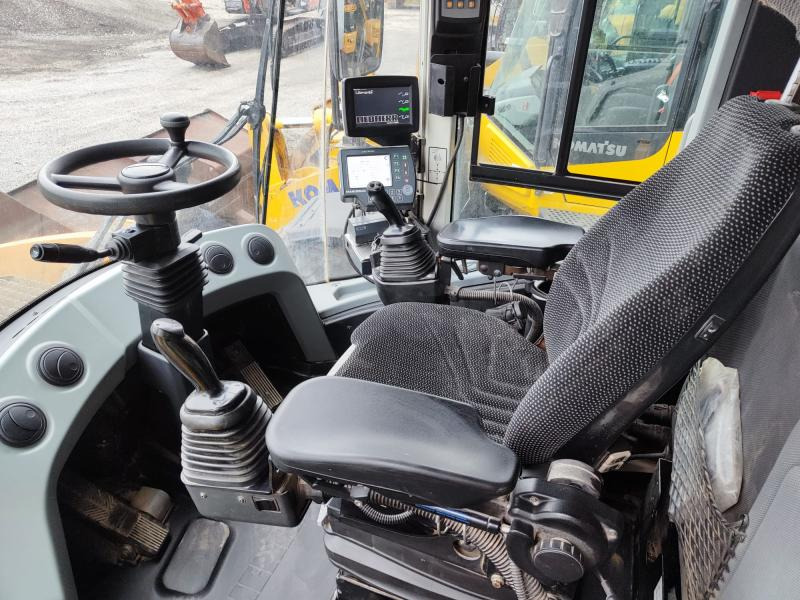 Liebherr L576 X-Power - Kolový nakladač: obrázek 5 Liebherr L576 X-Power - Kolový nakladač: obrázek 5