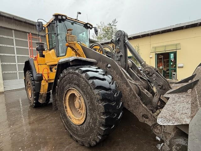 Volvo L180H - Kolový nakladač: obrázek 3 Volvo L180H - Kolový nakladač: obrázek 3