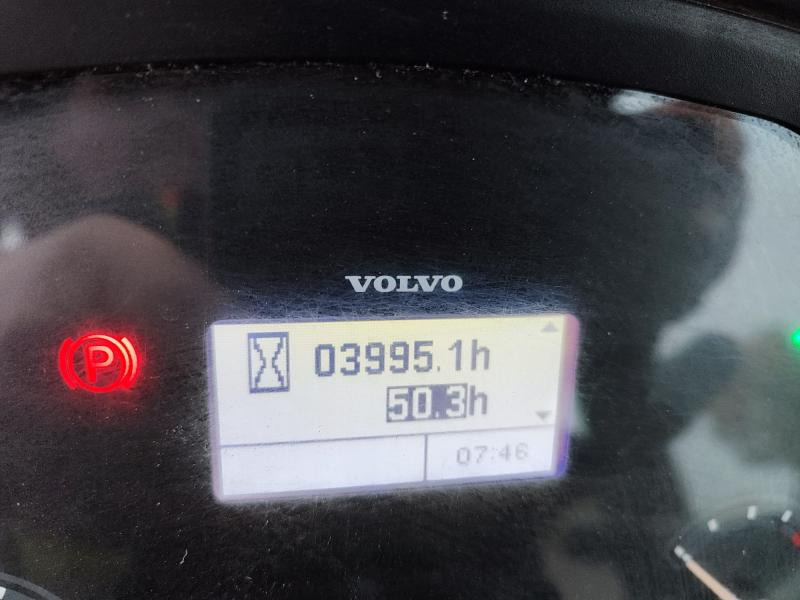 Volvo L30G - Kolový nakladač: obrázek 5 Volvo L30G - Kolový nakladač: obrázek 5