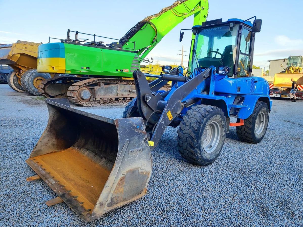 Volvo L35G - Kolový nakladač: obrázek 2 Volvo L35G - Kolový nakladač: obrázek 2