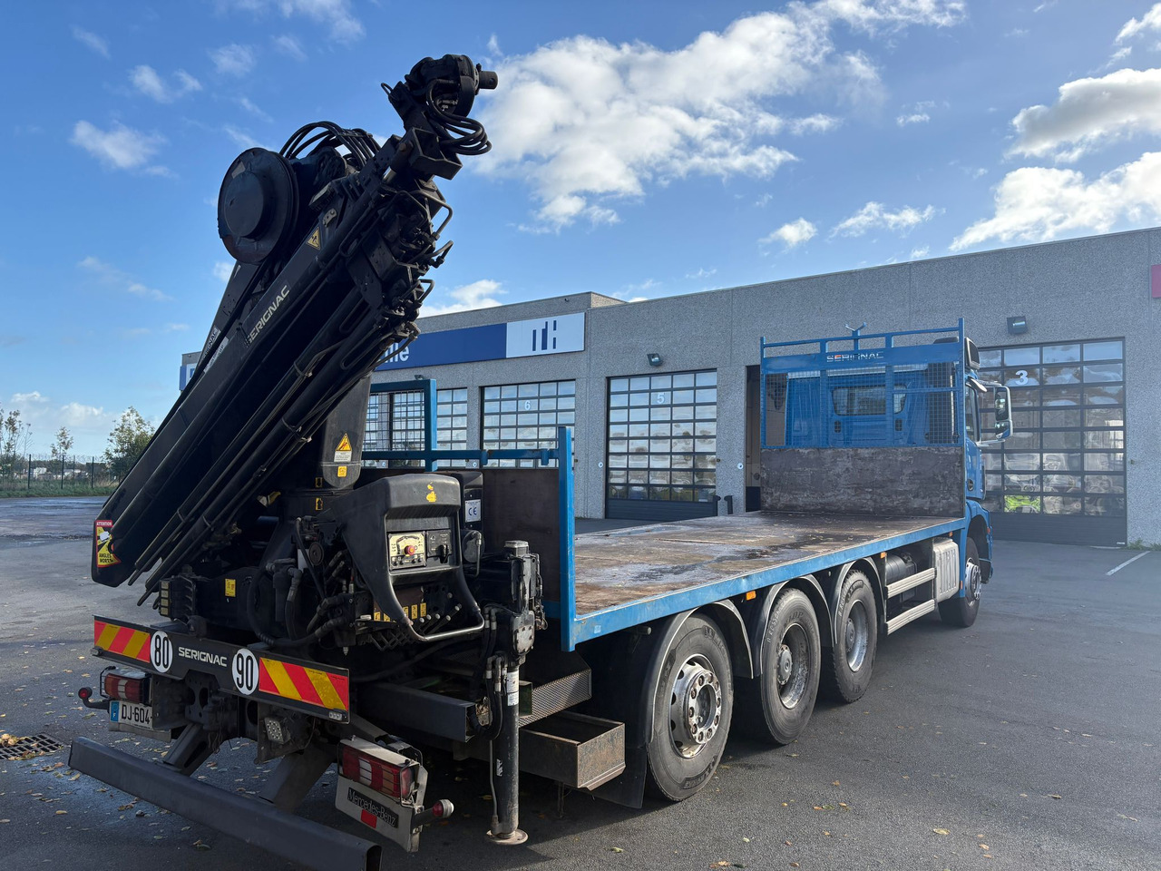 Mercedes Arocs 3240 - Nákladní automobil valníkový/ Plošinový: obrázek 3 Mercedes Arocs 3240 - Nákladní automobil valníkový/ Plošinový: obrázek 3