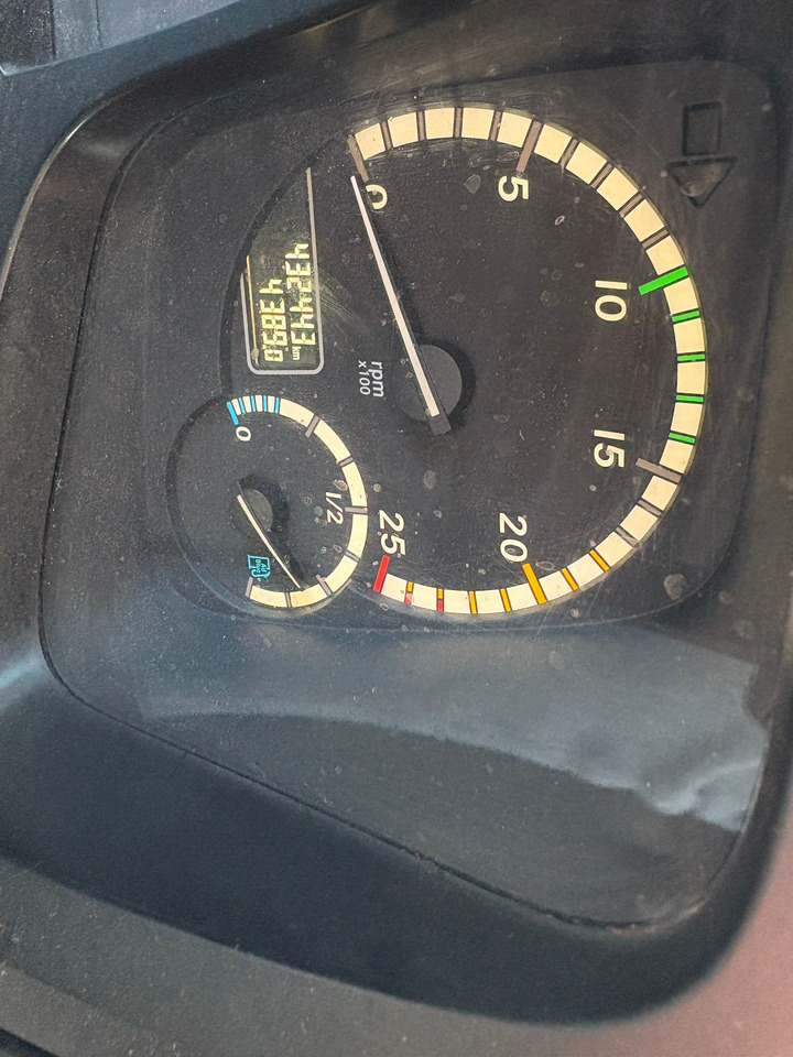 Mercedes Arocs 3240 - Nákladní automobil valníkový/ Plošinový: obrázek 5 Mercedes Arocs 3240 - Nákladní automobil valníkový/ Plošinový: obrázek 5