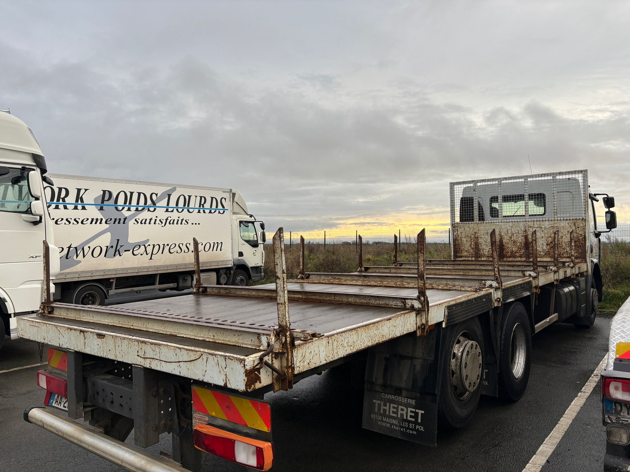 Renault Premium 370 DXI - Nákladní automobil valníkový/ Plošinový: obrázek 4 Renault Premium 370 DXI - Nákladní automobil valníkový/ Plošinový: obrázek 4