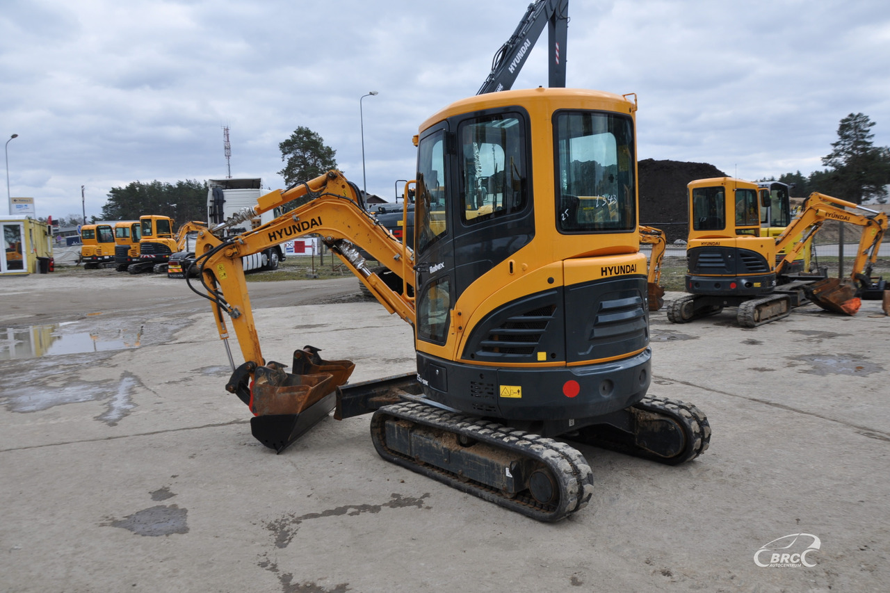Hyundai R25Z-9AK - Mini rýpadlo: obrázek 4 Hyundai R25Z-9AK - Mini rýpadlo: obrázek 4