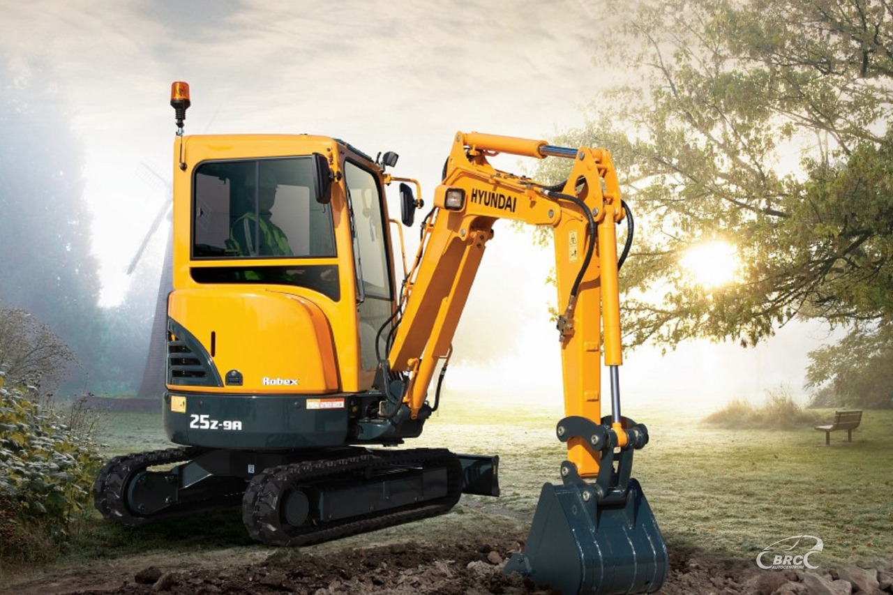 Hyundai R25Z-9AK - Mini rýpadlo: obrázek 2 Hyundai R25Z-9AK - Mini rýpadlo: obrázek 2