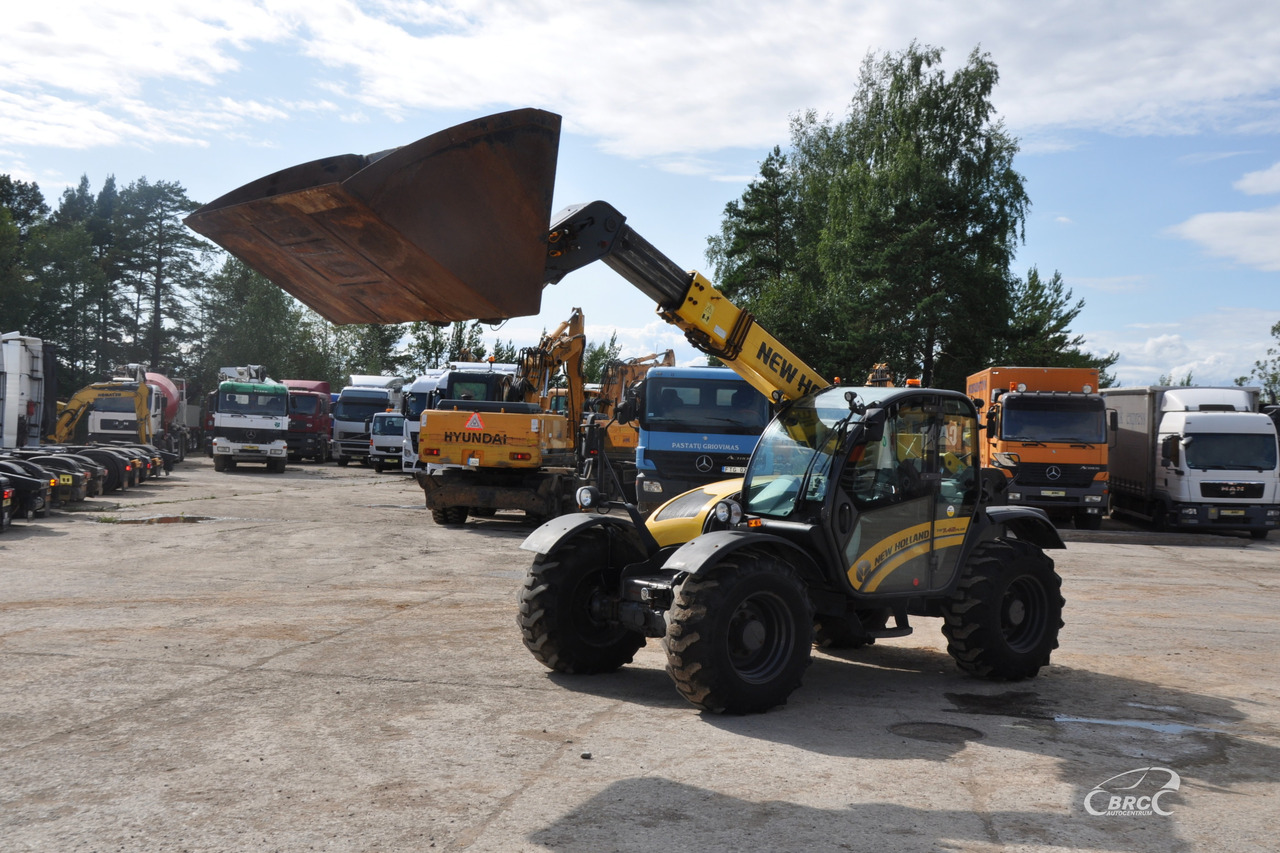 New Holland TH 7.42 - Teleskopický kolový nakladač: obrázek 1 New Holland TH 7.42 - Teleskopický kolový nakladač: obrázek 1