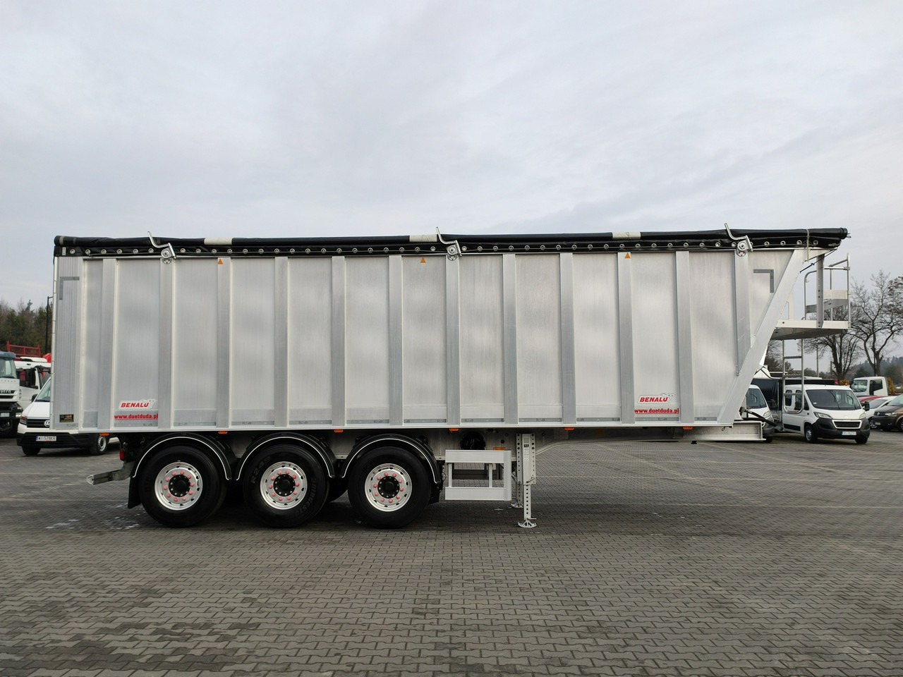 Benalu MULTIRUNNER 87 - Sklápěcí návěs: obrázek 3 Benalu MULTIRUNNER 87 - Sklápěcí návěs: obrázek 3