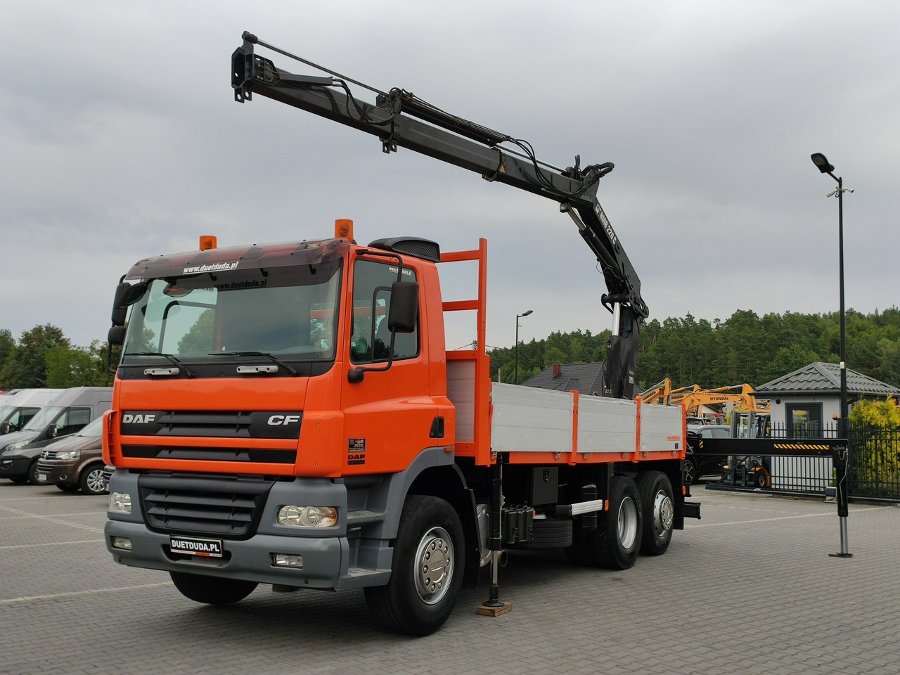 DAF CF 85.380 6x2 Oś Skrętna Skrzynia HDS HIAB 220C + Pilot - Nákladní automobil valníkový/ Plošinový, Auto s hydraulickou rukou: obrázek 2 DAF CF 85.380 6x2 Oś Skrętna Skrzynia HDS HIAB 220C + Pilot - Nákladní automobil valníkový/ Plošinový, Auto s hydraulickou rukou: obrázek 2