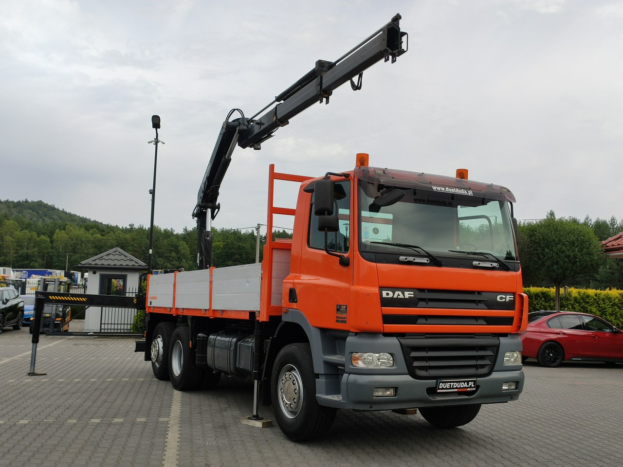 DAF CF 85.380 6x2 Oś Skrętna Skrzynia HDS HIAB 220C + Pilot - Nákladní automobil valníkový/ Plošinový, Auto s hydraulickou rukou: obrázek 3 DAF CF 85.380 6x2 Oś Skrętna Skrzynia HDS HIAB 220C + Pilot - Nákladní automobil valníkový/ Plošinový, Auto s hydraulickou rukou: obrázek 3