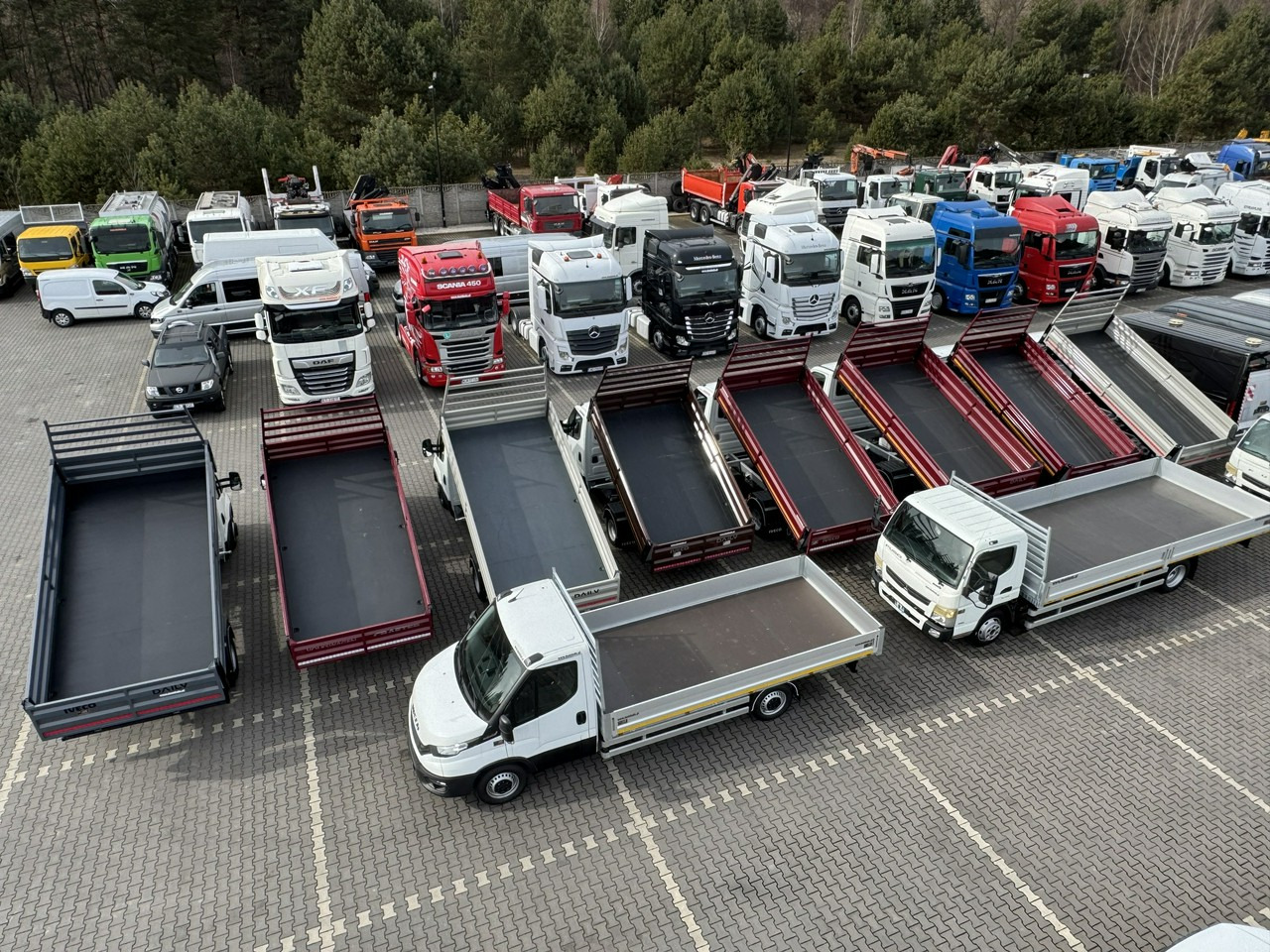 Iveco Daily 35C14 - Dodávka sklápěč: obrázek 4 Iveco Daily 35C14 - Dodávka sklápěč: obrázek 4