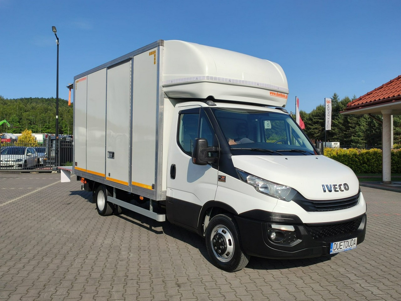 Iveco Daily 35C14 - Dodávka skřín: obrázek 4 Iveco Daily 35C14 - Dodávka skřín: obrázek 4