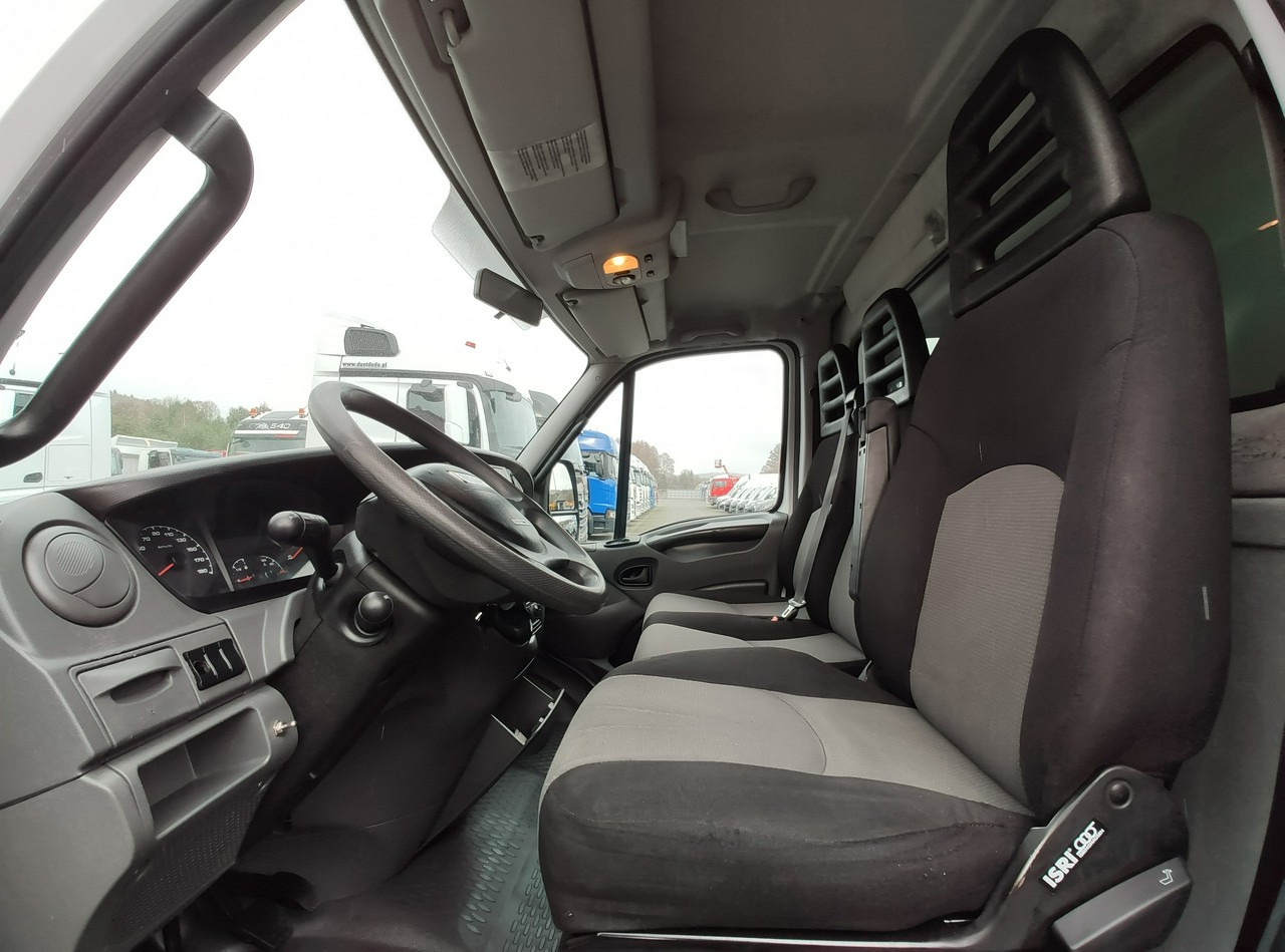 Plachtová dodávka Iveco Daily 70C17 Firana Tył Drzwi Zadbany w Pełni Sprawny Super Stan: obrázek 14