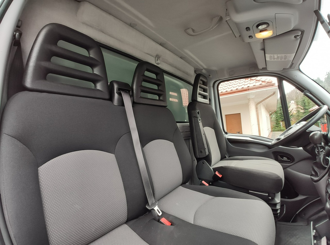 Plachtová dodávka Iveco Daily 70C17 Firana Tył Drzwi Zadbany w Pełni Sprawny Super Stan: obrázek 17