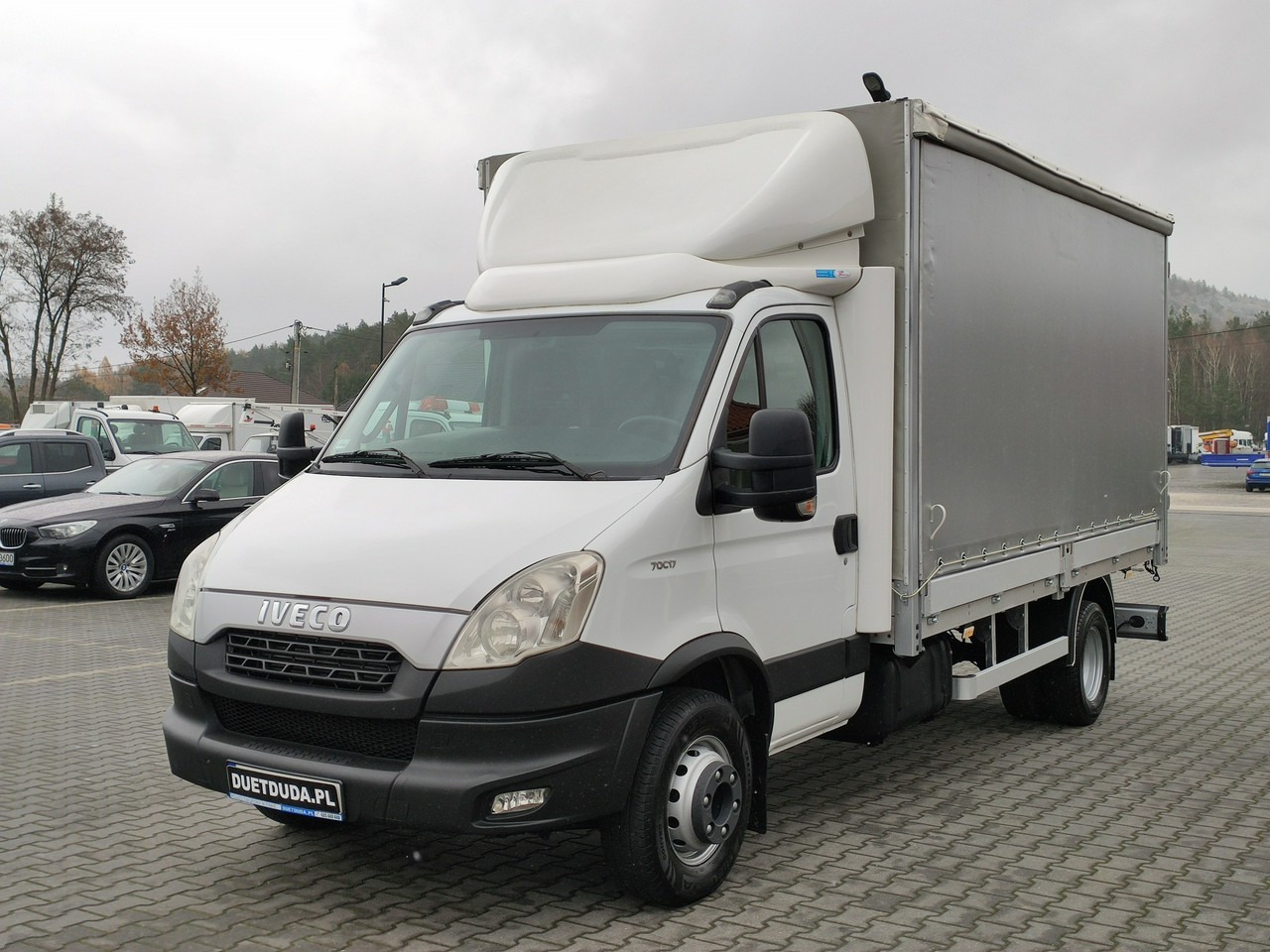 Iveco Daily 70C17 Firana Tył Drzwi Zadbany w Pełni Sprawny Super Stan - Plachtová dodávka: obrázek 4 Iveco Daily 70C17 Firana Tył Drzwi Zadbany w Pełni Sprawny Super Stan - Plachtová dodávka: obrázek 4