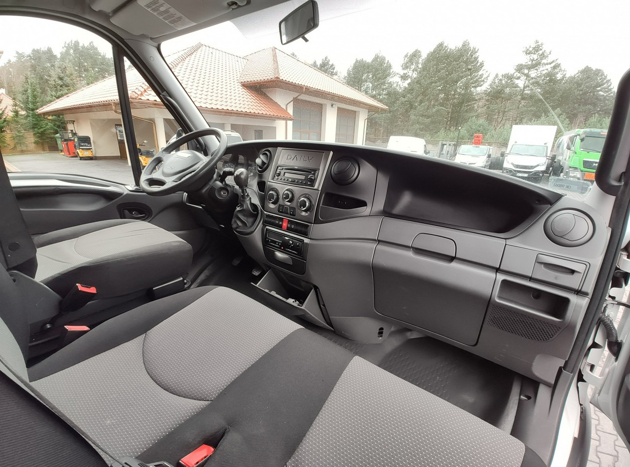 Plachtová dodávka Iveco Daily 70C17 Firana Tył Drzwi Zadbany w Pełni Sprawny Super Stan: obrázek 18