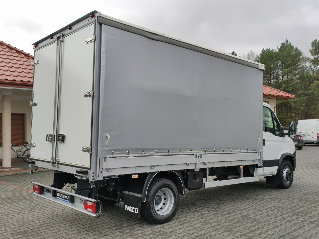 Plachtová dodávka Iveco Daily 70C17 Firana Tył Drzwi Zadbany w Pełni Sprawny Super Stan: obrázek 29