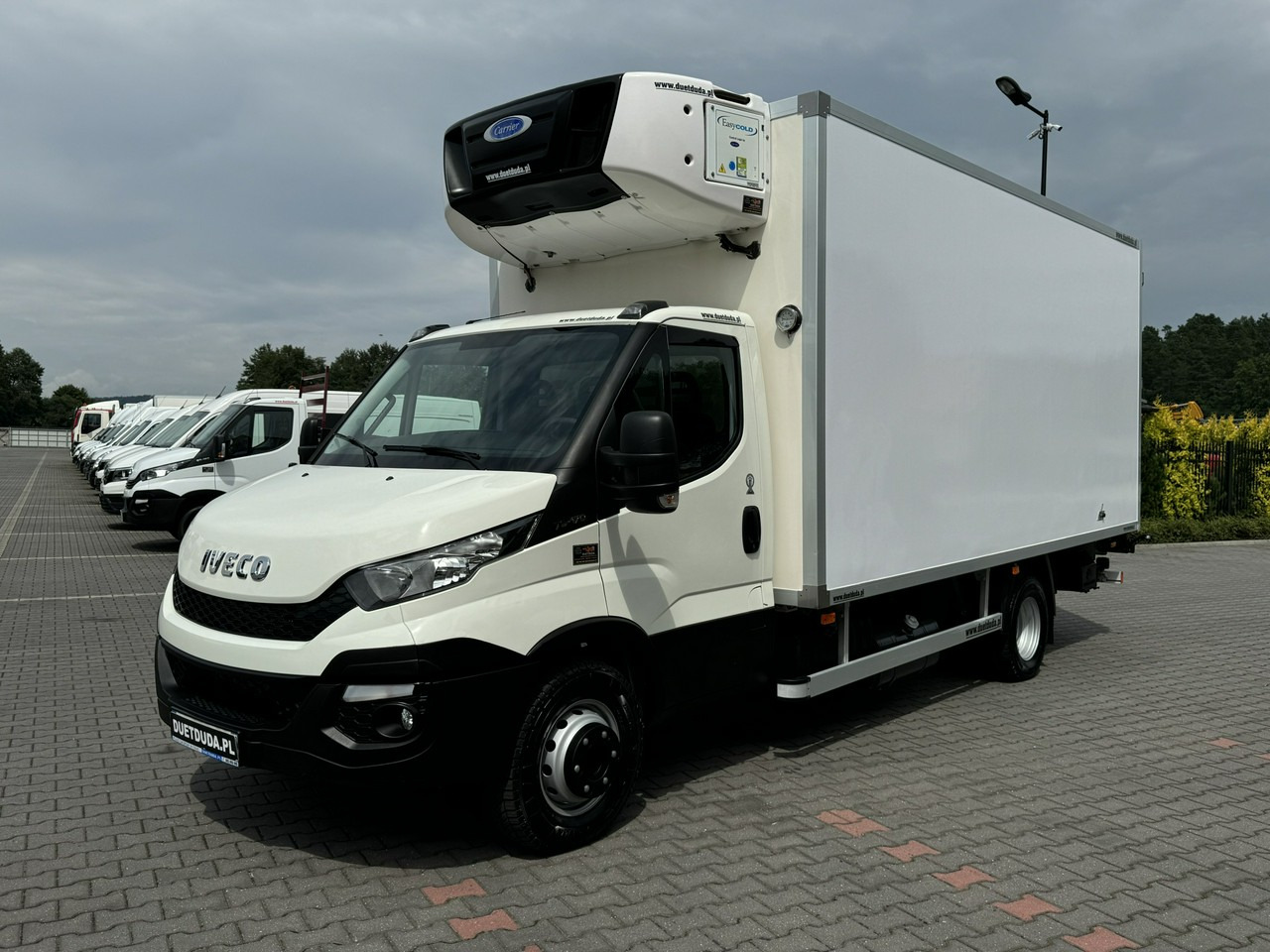Iveco Daily 70C17 Mroźnia Agregat Carrier Supra 750 10-Palet + Winda - Chladící dodávka: obrázek 3 Iveco Daily 70C17 Mroźnia Agregat Carrier Supra 750 10-Palet + Winda - Chladící dodávka: obrázek 3