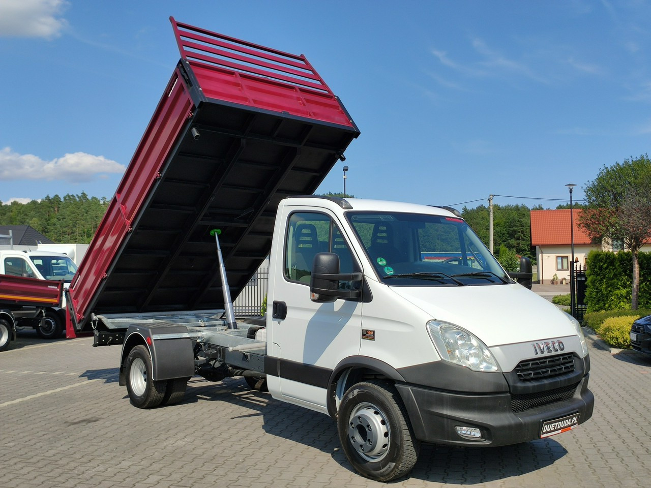 Iveco Daily 70C18 V H - Dodávka sklápěč: obrázek 4 Iveco Daily 70C18 V H - Dodávka sklápěč: obrázek 4