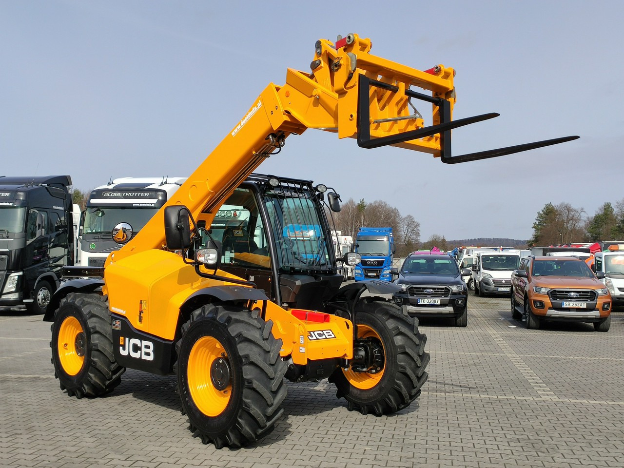 JCB 531-70 Stage V Klimatyzacja Sterowanie Joystick na GWARANCJI !!! - Teleskopický manipulátor: obrázek 2 JCB 531-70 Stage V Klimatyzacja Sterowanie Joystick na GWARANCJI !!! - Teleskopický manipulátor: obrázek 2