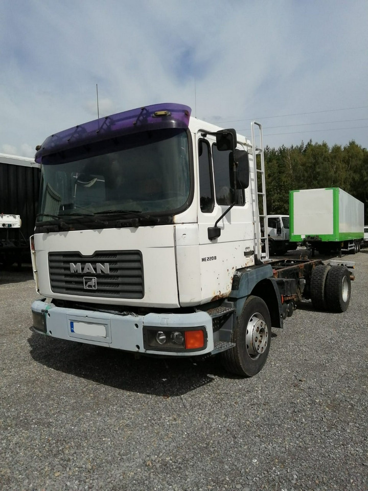MAN ME 220B 4x2 Rama do zabudowy Sprawny !!! - Podvozek s kabinou: obrázek 1 MAN ME 220B 4x2 Rama do zabudowy Sprawny !!! - Podvozek s kabinou: obrázek 1