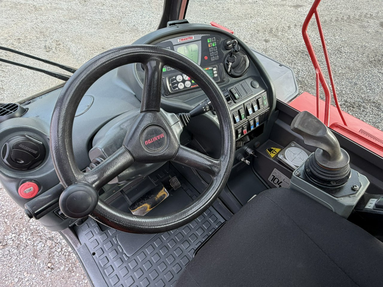 Teleskopický manipulátor Manitou MRT 1640 Easy ROTO Ładowarka Teleskopowa Obrotowa 1840 2150: obrázek 21 Teleskopický manipulátor Manitou MRT 1640 Easy ROTO Ładowarka Teleskopowa Obrotowa 1840 2150: obrázek 21