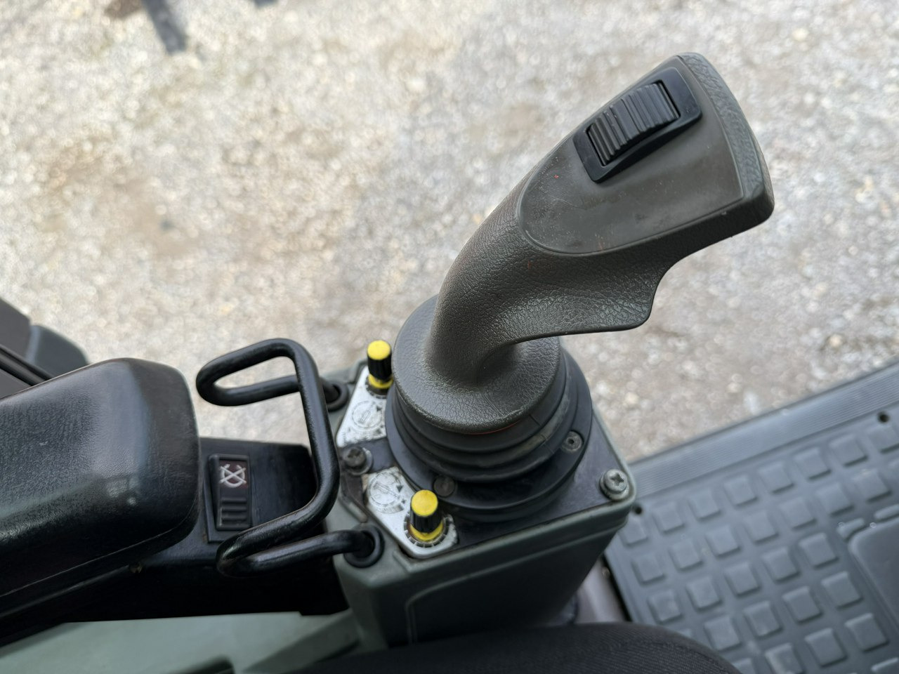 Teleskopický manipulátor Manitou MRT 1640 Easy ROTO Ładowarka Teleskopowa Obrotowa 1840 2150: obrázek 24 Teleskopický manipulátor Manitou MRT 1640 Easy ROTO Ładowarka Teleskopowa Obrotowa 1840 2150: obrázek 24