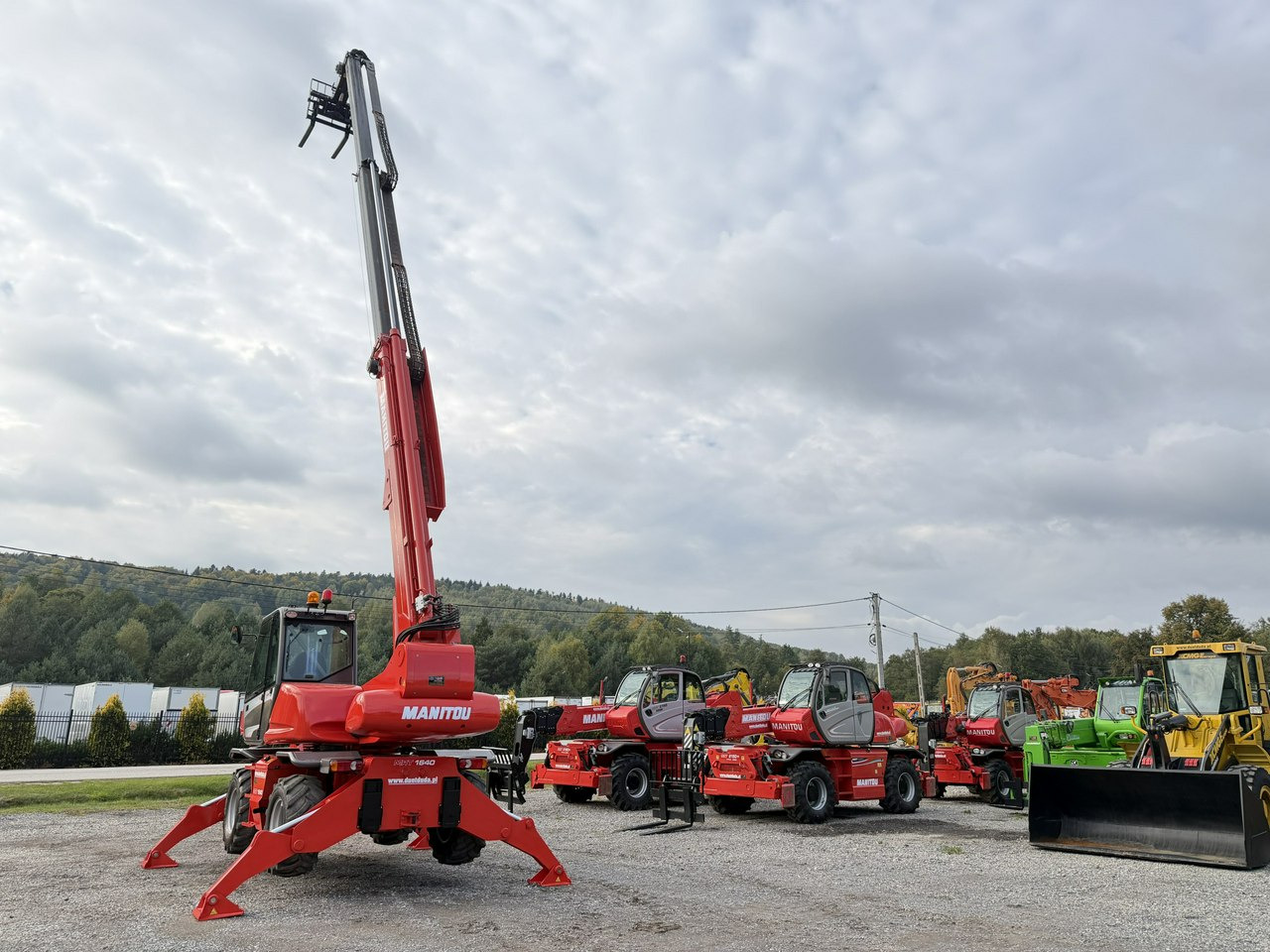Teleskopický manipulátor Manitou MRT 1640 Easy ROTO Ładowarka Teleskopowa Obrotowa 1840 2150: obrázek 13 Teleskopický manipulátor Manitou MRT 1640 Easy ROTO Ładowarka Teleskopowa Obrotowa 1840 2150: obrázek 13
