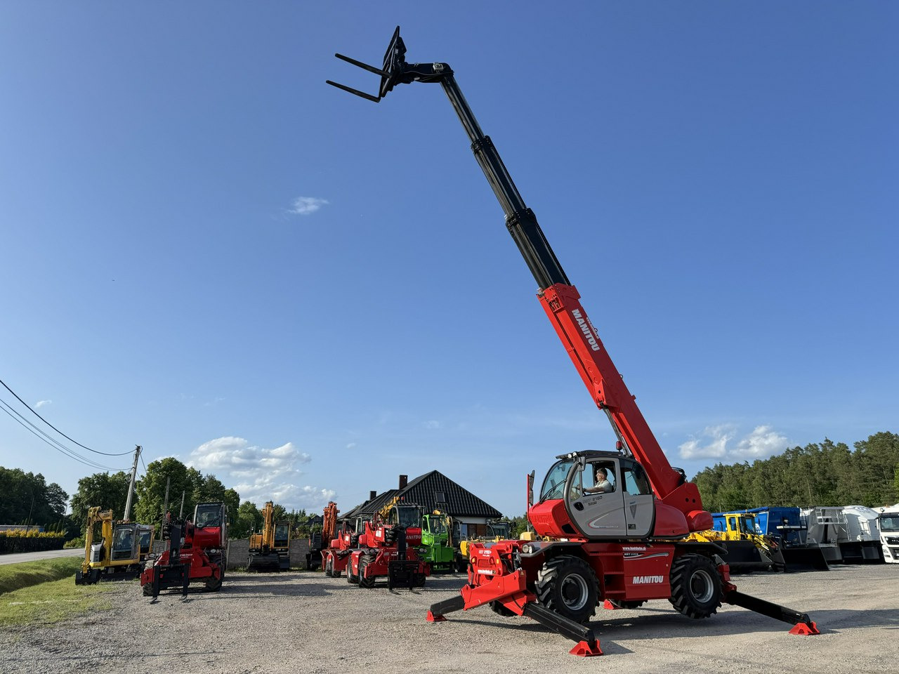Manitou MRT 2150 ROTO Ładowarka Teleskopowa Obrotowa - Teleskopický manipulátor: obrázek 1 Manitou MRT 2150 ROTO Ładowarka Teleskopowa Obrotowa - Teleskopický manipulátor: obrázek 1